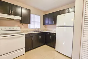 416 Lakeside Dr, Margate, FL 33063 - Photo 4