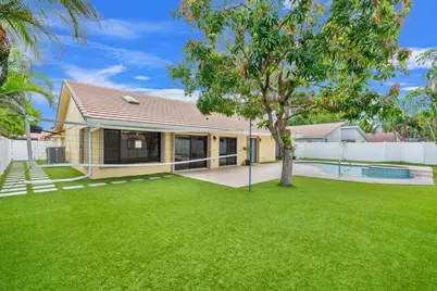 21111 Escondido Way, Boca Raton, FL 33433 - Photo 22