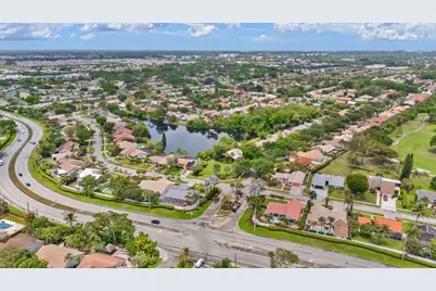 21111 Escondido Way, Boca Raton, FL 33433 - Photo 30