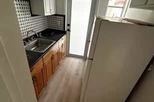 631 SW 11th St, Miami, FL 33129 - Photo 4