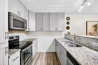 801 8th Way, West Palm Beach, FL 33407 - Photo 10