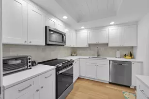 10 SE Turtle Creek Dr, Tequesta, FL 33469 - Photo 1