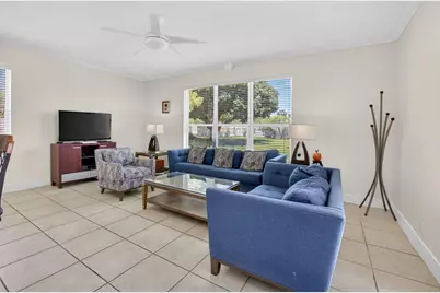 6207 Shadow Tree Lane, Lake Worth, FL 33463 - Photo 8
