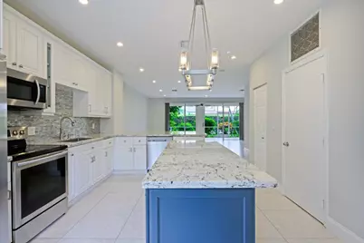 6817 Via Regina, Boca Raton, FL 33433 - Photo 2