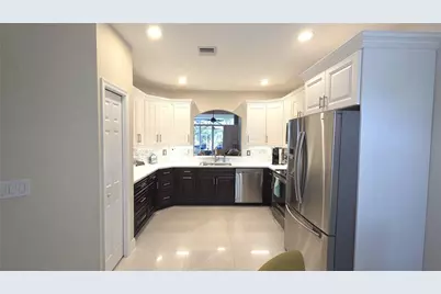 504 W Palm Aire Drive #504, Pompano Beach, FL 33069 - Photo 2