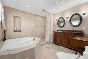 2141 NE 29th St, Lighthouse Point, FL 33064 - Photo 24