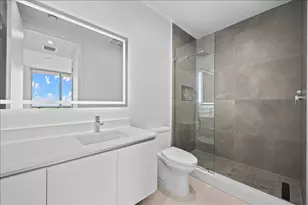 220 Lake Shore Dr, Lake Park, FL 33403 - Photo 20