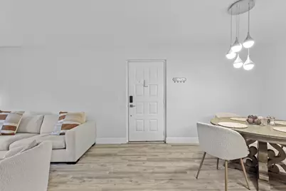 629 Sea Pine Way #D2, Greenacres, FL 33415 - Photo 2