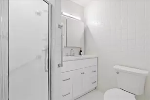 2412 N Lakeside Dr, Lake Worth, FL 33460 - Photo 18