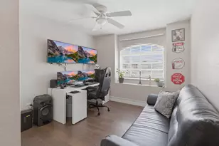 2712 NW 80th Ave, Sunrise, FL 33322 - Photo 8