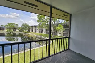 7801 S Colony Cir, Tamarac, FL 33321 - Photo 2
