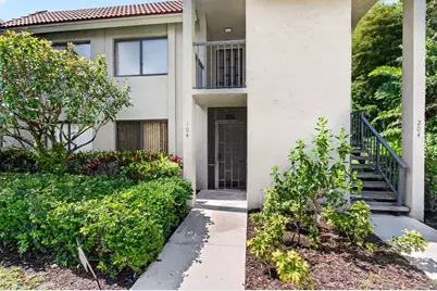5561 Fairway Park Drive #104, Boynton Beach, FL 33437 - Photo 2