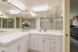 5561 Fairway Park Dr, Boynton Beach, FL 33437 - Photo 30