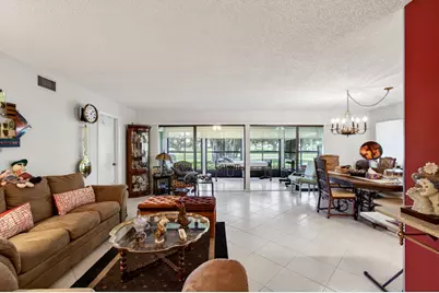 5561 Fairway Park Drive #104, Boynton Beach, FL 33437 - Photo 6