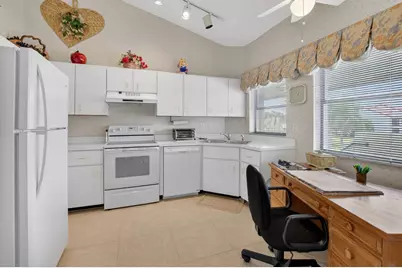 5907 Parkwalk Drive, Boynton Beach, FL 33472 - Photo 2