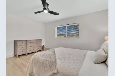 3904 Lowson Boulevard, Delray Beach, FL 33445 - Photo 34