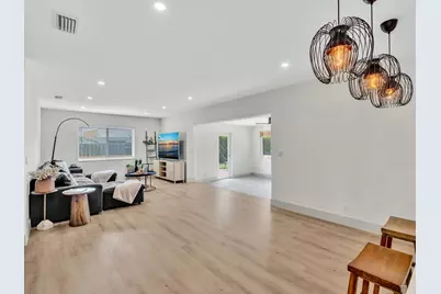 3904 Lowson Boulevard, Delray Beach, FL 33445 - Photo 12