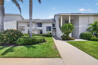2104 Fairway Drive S, Jupiter, FL 33477 - Photo 32