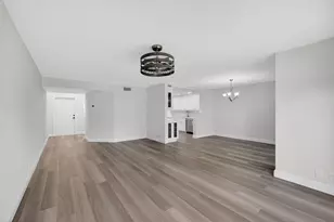 2104 Fairway Dr S, Jupiter, FL 33477 - Photo 6