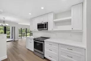 2104 Fairway Dr S, Jupiter, FL 33477 - Photo 14