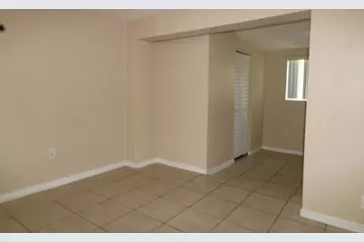 1561 W 11th Street, Riviera Beach, FL 33404 - Photo 14