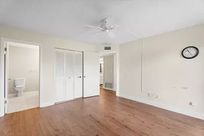 33 Pine Arbor Lane #102, Vero Beach, FL 32962 - Photo 12