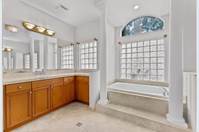 10251 N Lake Vista Circle, Davie, FL 33328 - Photo 44