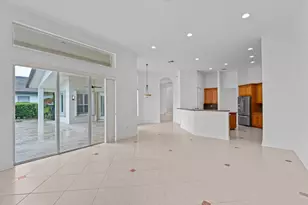 10251 N Lake Vista Cir, Davie, FL 33328 - Photo 20