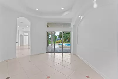 10251 N Lake Vista Circle, Davie, FL 33328 - Photo 16