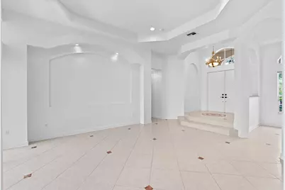 10251 N Lake Vista Circle, Davie, FL 33328 - Photo 12