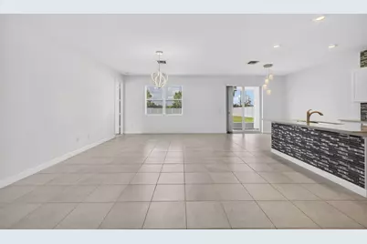 13275 NW Copper Creek Drive, Port Saint Lucie, FL 34987 - Photo 4