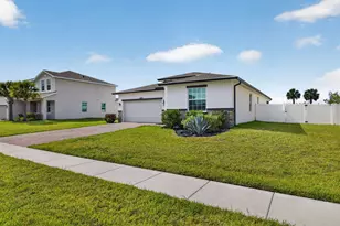 13275 NW Copper Creek Dr, Port Saint Lucie, FL 34987 - Photo 2