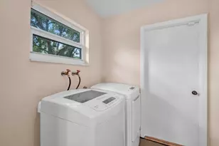 8235 NW 5th St, Coral Springs, FL 33071 - Photo 36