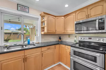 8235 NW 5th Street, Coral Springs, FL 33071 - Photo 12