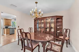 8235 NW 5th St, Coral Springs, FL 33071 - Photo 8