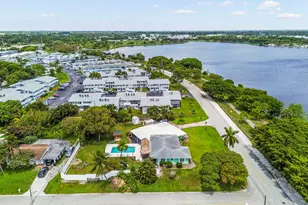 1950 Lake Osborne Dr, Lake Worth Beach, FL 33461 - Photo 16