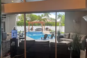 4915 NW 105th Dr, Coral Springs, FL 33076 - Photo 4