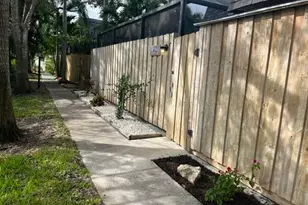 365 S Waverly Pl, Vero Beach, FL 32960 - Photo 20