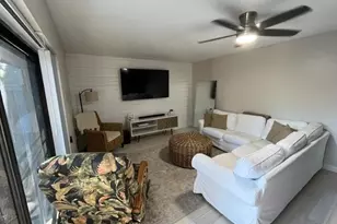 365 S Waverly Pl, Vero Beach, FL 32960 - Photo 2