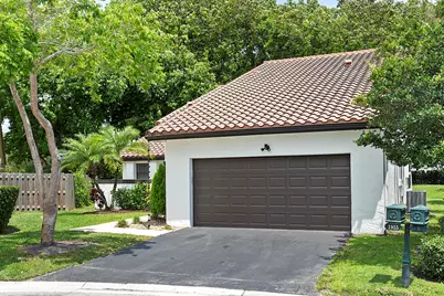 1955 Sacramento, Weston, FL 33326 - Photo 2
