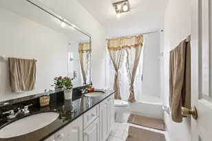 405 E Royal Cove Cir, Davie, FL 33325 - Photo 22