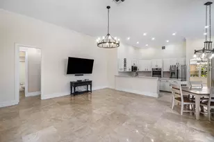 21725 Marigot Dr, Boca Raton, FL 33428 - Photo 10