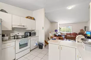 8039 Lake Dr, Doral, FL 33166 - Photo 26
