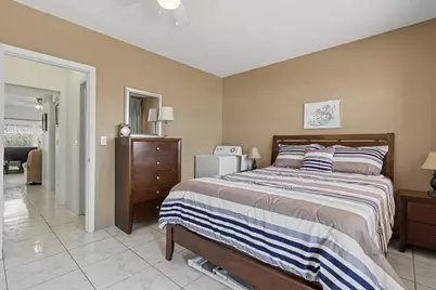 800 SW 10th Terrace #T-6, Hallandale Beach, FL 33009 - Photo 24