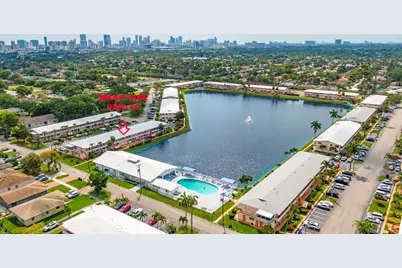 800 SW 10th Terrace #T-6, Hallandale Beach, FL 33009 - Photo 1