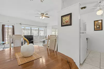 800 SW 10th Terrace #T-6, Hallandale Beach, FL 33009 - Photo 14