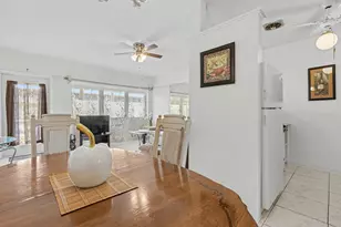 800 SW 10th Terrace, Hallandale Beach, FL 33009 - Photo 14