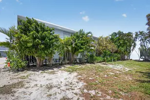 725 Hummingbird Way, North Palm Beach, FL 33408 - Photo 26