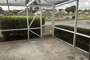 65 Maplecrest Cir, Jupiter, FL 33458 - Photo 10