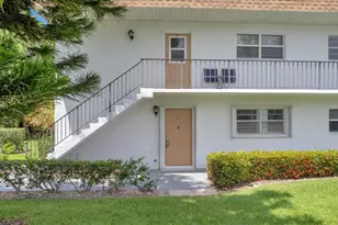 2950 SE Ocean Blvd, Stuart, FL 34996 - Photo 4